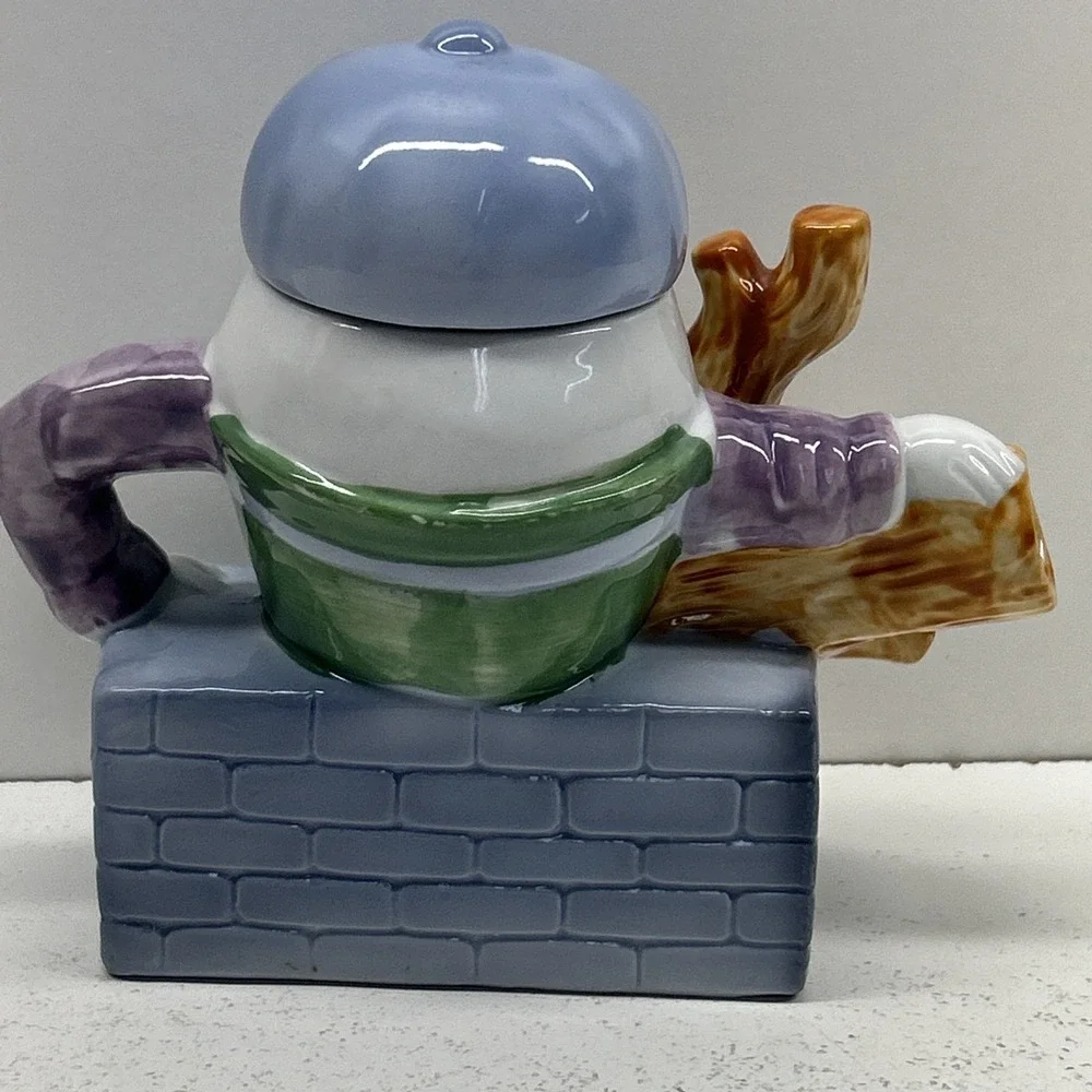 Feitx Humpty Dumpty Collectible Teapot Anthropomorphic‎ Nursery Rhyme 6-3/4
